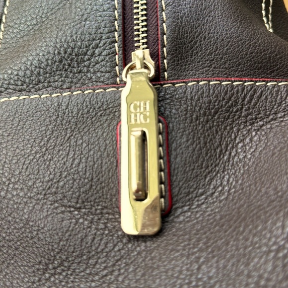 Authentic CHCarolina Herrera leather Blasón Medium brown bag. Gold tone hardware - Picture 7 of 16